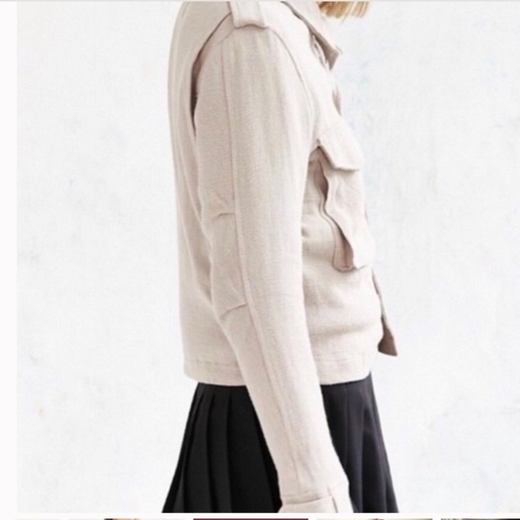 UNIF x UO Utility Linen Jacket - Picture 5 of 8